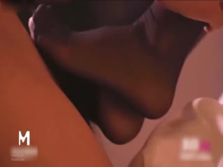 麻豆传媒&amp;工口联合出品国产AV佳作 欲女上司-饥渴女领导逼我草她-千鹤